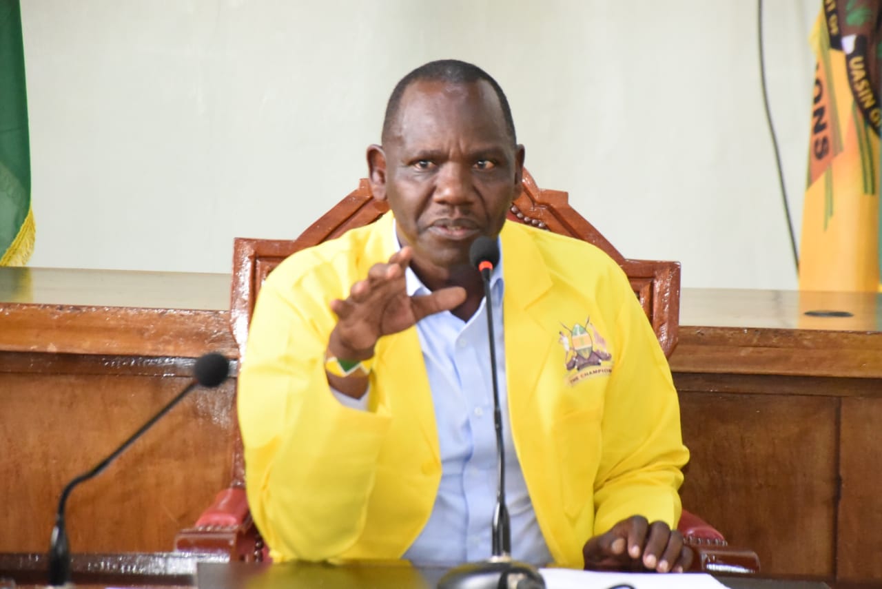 Governor Bii during a meeting with Revenue Enhancement Team (CRET).