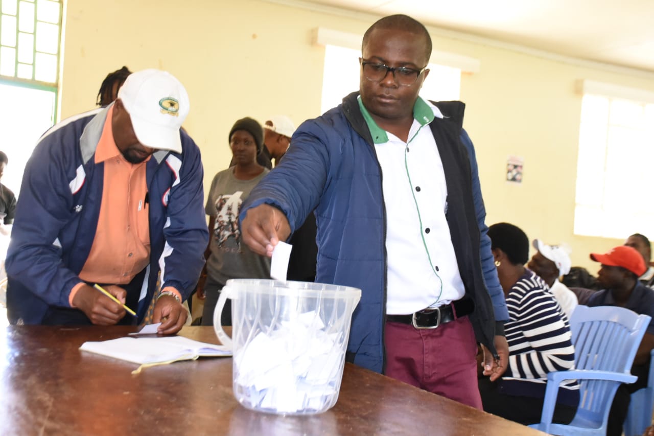 One of the stakeholders casting a vote during Uasin Gishu Sports Council elections on March 30, 2023.