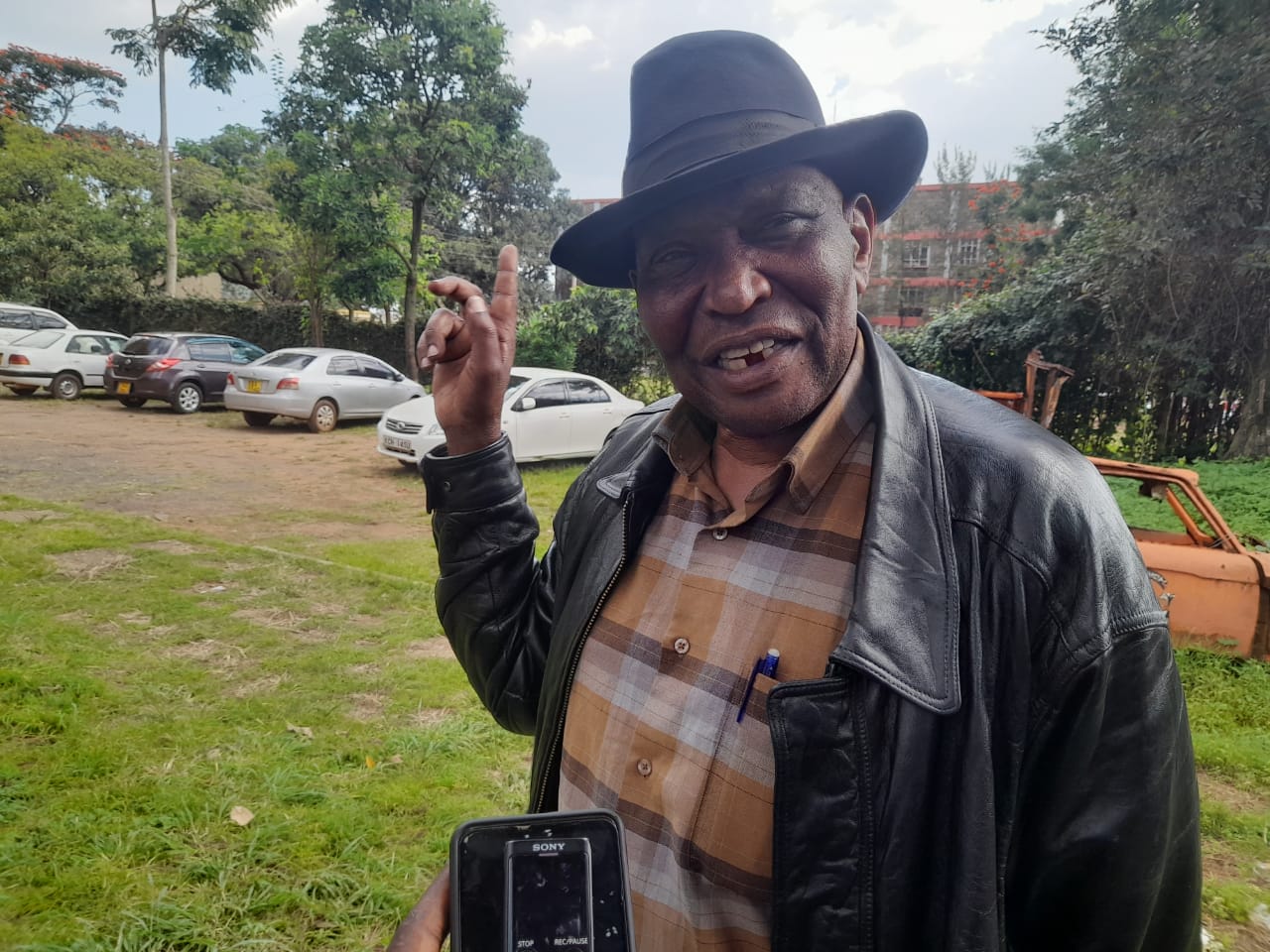 Elgon Maasai clan chairperson Francis Chemwor addressing the media in Kitale on August 15, 2023. Photo/Kipkorir Tarus.