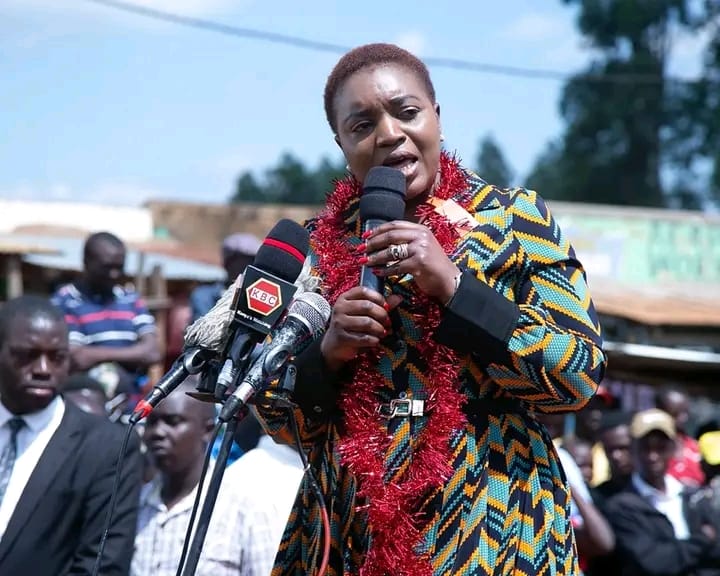 Health CS Susan Nakhumicha speaking at Sikhendu market