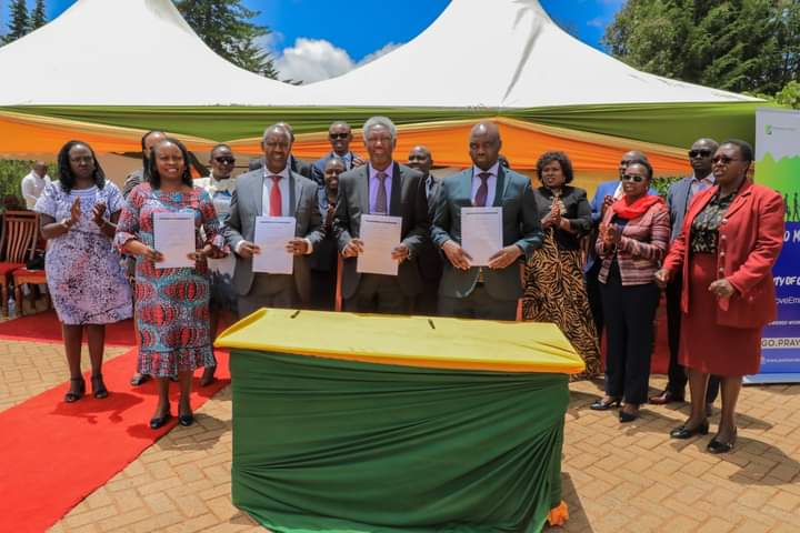 County and Parklands Church officials after the MoU signing.