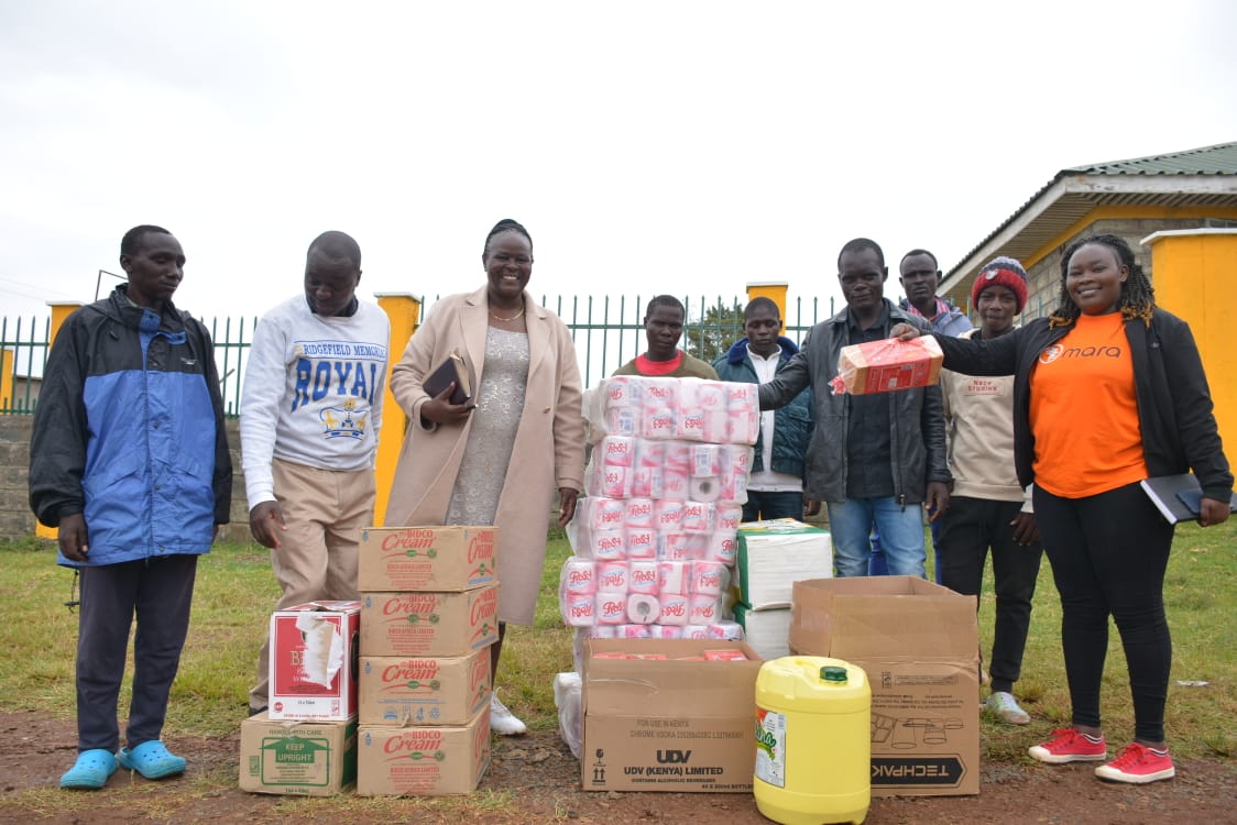 Esther Serem, the Rescue Centre Manager with some of the donations received from the artists.