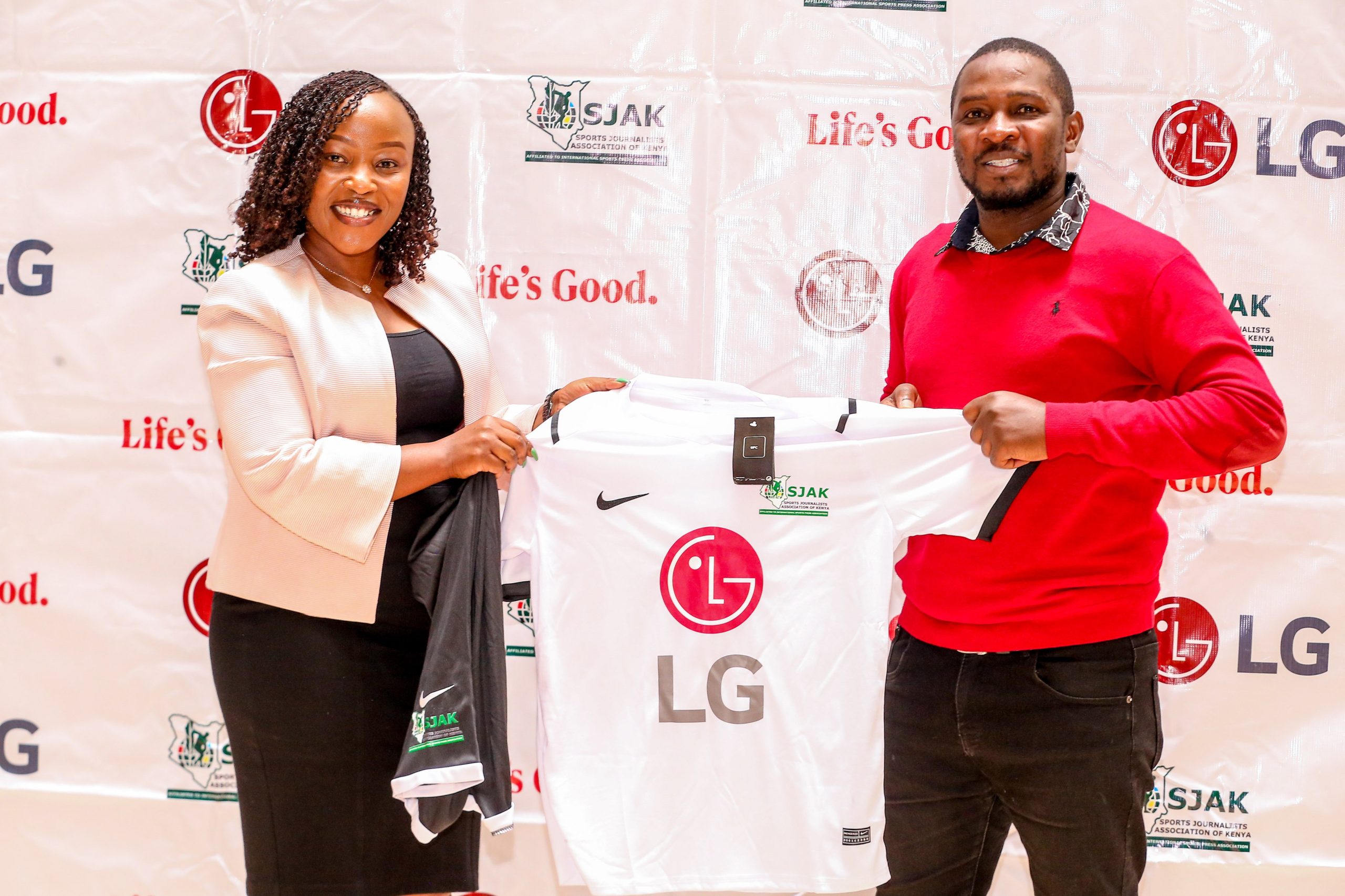 SJAK President with LG Electronics official during the event in Iten on November 23, 2023. Photo/SJAK.