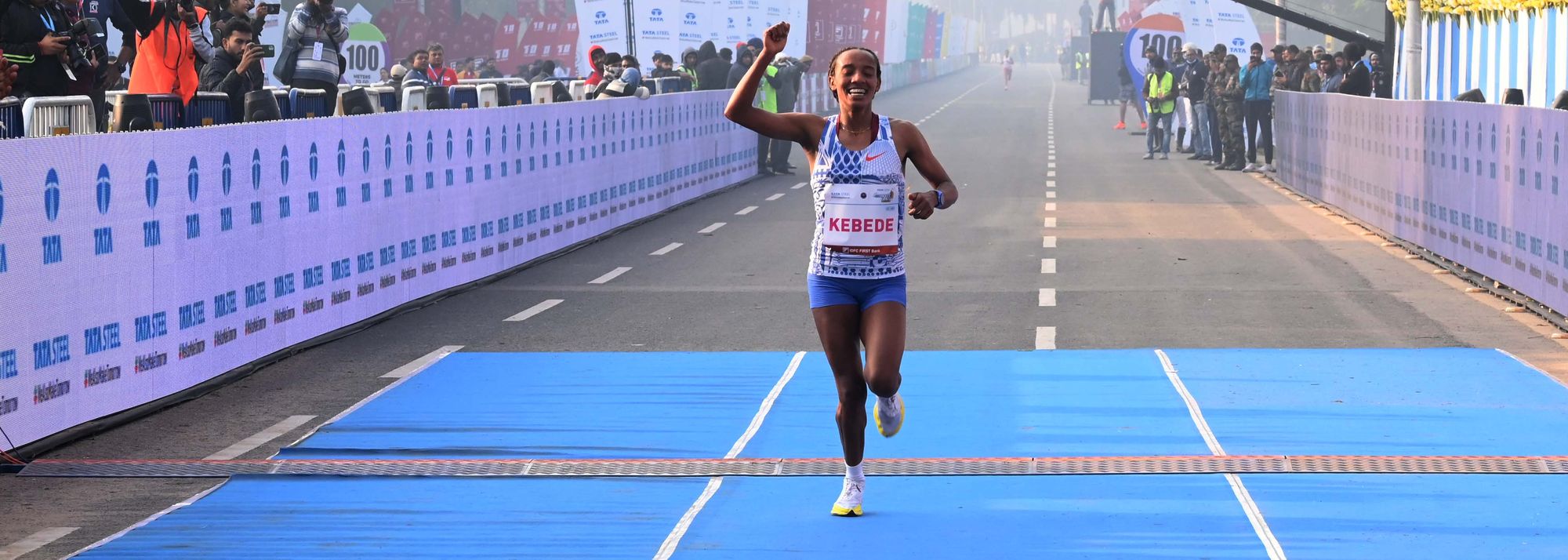 Sutume Asefa Kebede wins the Tata Steel Kolkata 25K (© Procam International)