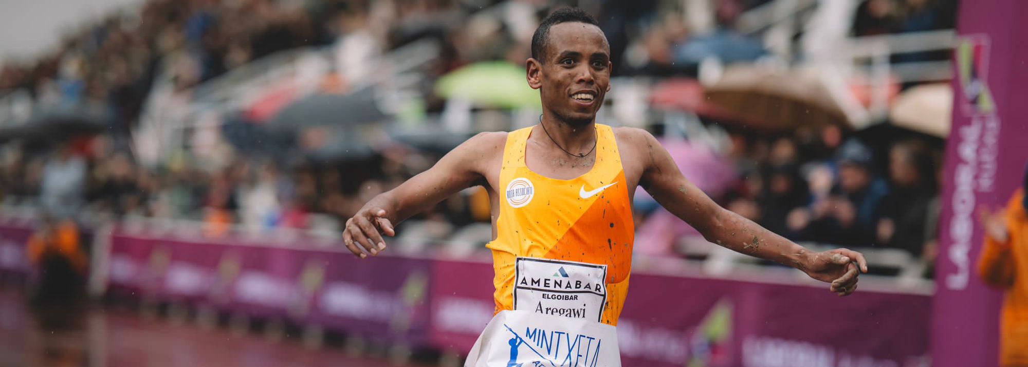 Berihu Aregawi wins in Elgoibar (© Félix Sánchez (Fotorunners))