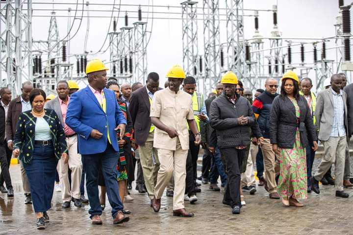 President William Ruto and his deputy Rigathi Gachagua arrive in Maai Mahiu, Nakuru County, where he commissioned 90 MVA Naivasha Special Economic Zone Sub-Station on January 13, 2024.