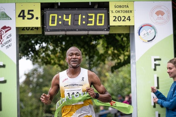 Richard Omaya Atuya wins the Smarna Gora Race (© WMRA / Marco Gulberti)