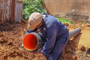 Eldowas water pipeline worker