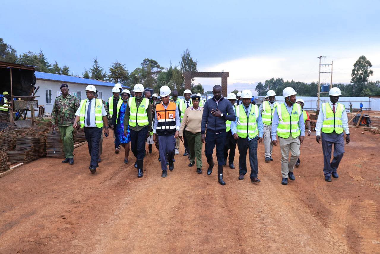 PS Oluga visits new MTRH multi-specialty hospital site
