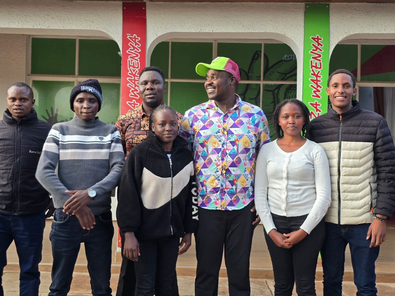 DCP deputy party leader Cleophas Malala with a delegation from Uasin Gishu County 