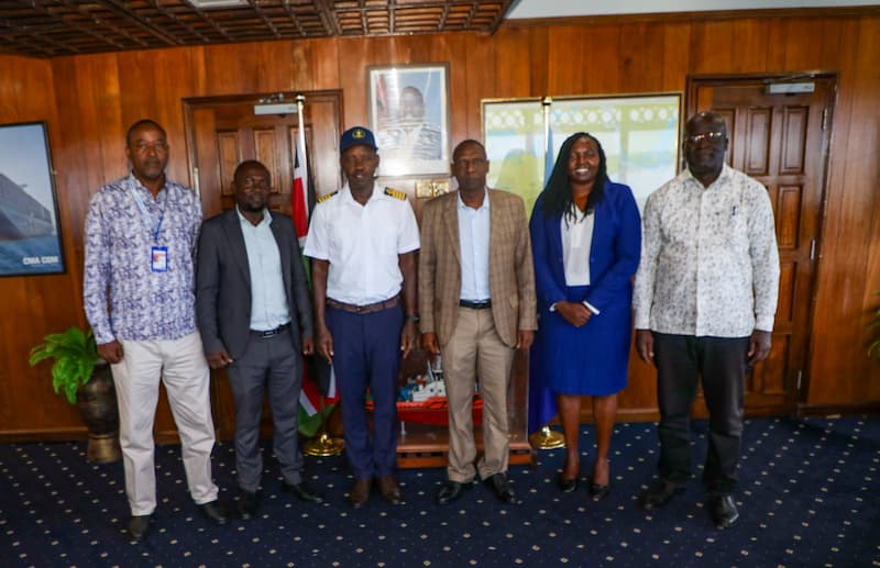 KPA, Moi University officials after a meeting