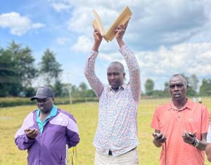 AK Central Rift chairperson Abraham Mutai (c) at a past event.