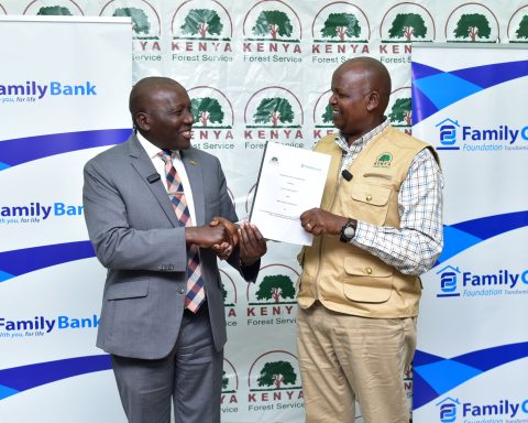 Family Group Foundation Executive Director John Waimiri (left) with Kenya Forest Service Chief Conservator of Forests Alex Lemarkoko (right).