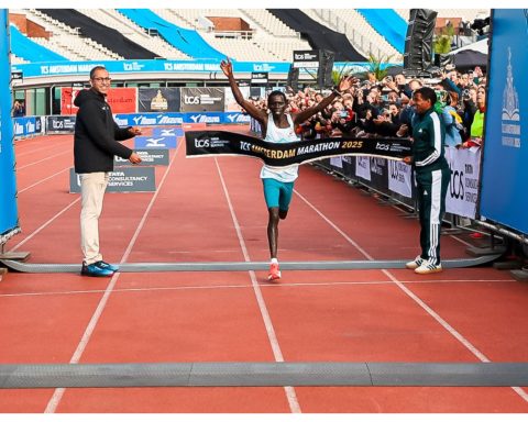 Geofry Toroitich Kipchumba wins the TCS Amsterdam Marathon